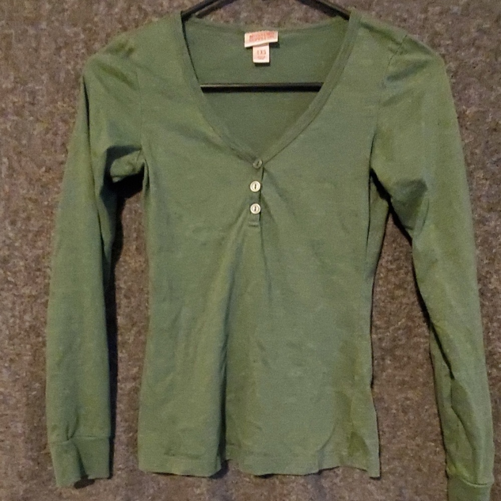 Long Sleeve V-Neck Blouse With Buttons